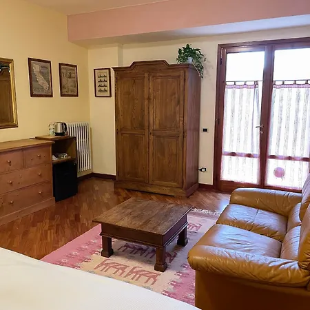 לינה וארוחת בוקר Casa Decimo