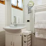 Casa Decimo Oda ve Kahvaltı