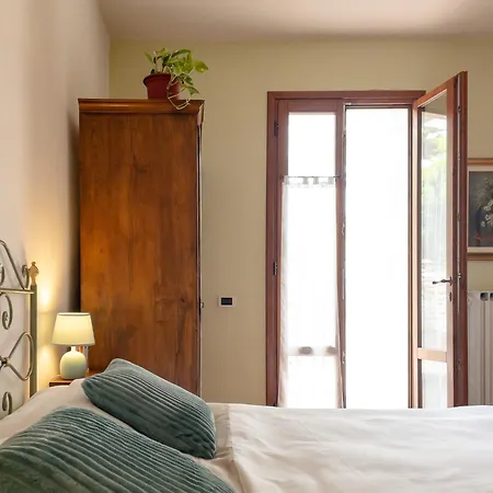 Casa Decimo Bed & Breakfast
