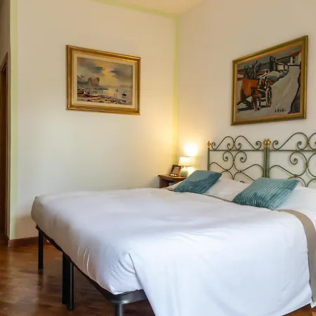 Bed & Breakfast Casa Decimo 4*